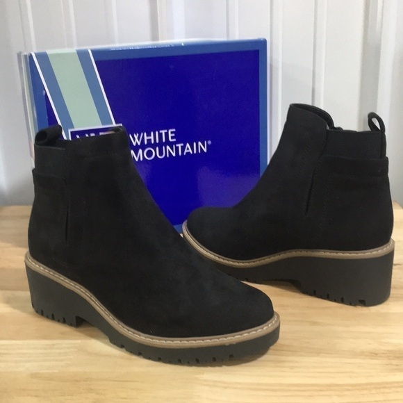 White Mountain Shoes - New WB Woman’s White Mountain Wide Width Boots